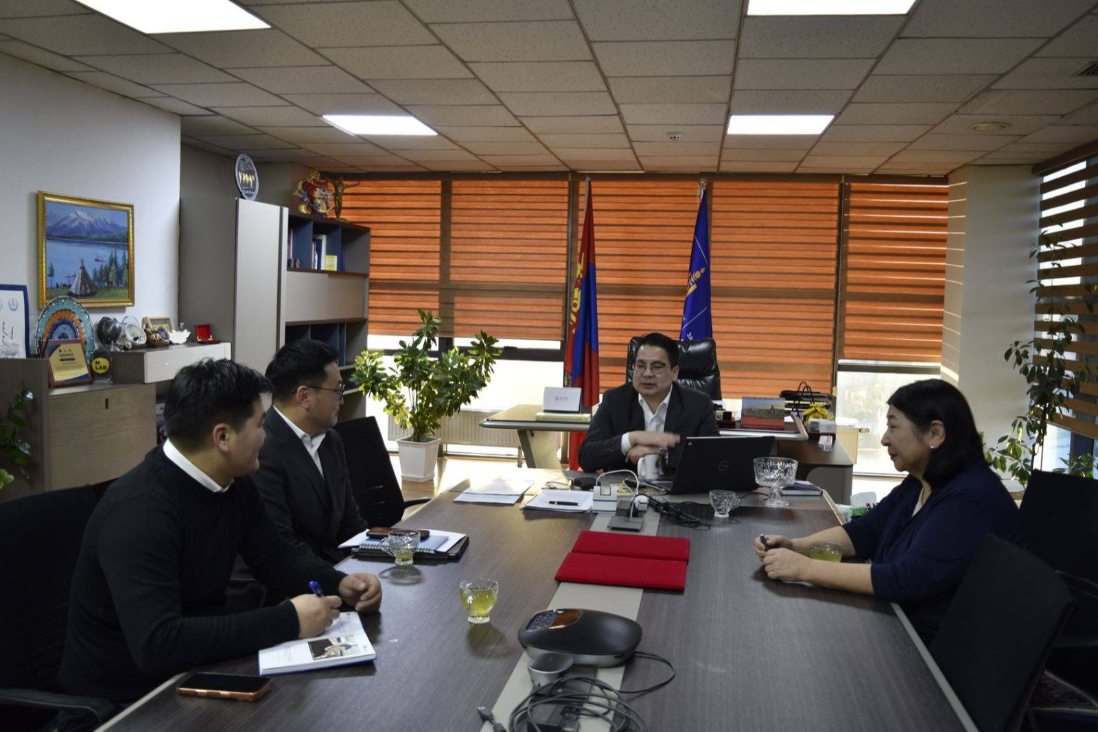 Монголын хичээлийн судалгааны нийгэмлэгтэй хамтын ажиллагаагаа тогтвортой үргэлжлүүлнэ